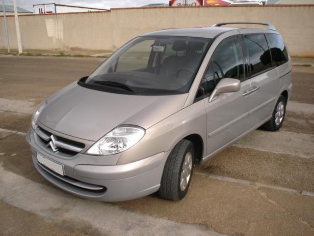 CITROEN C-8